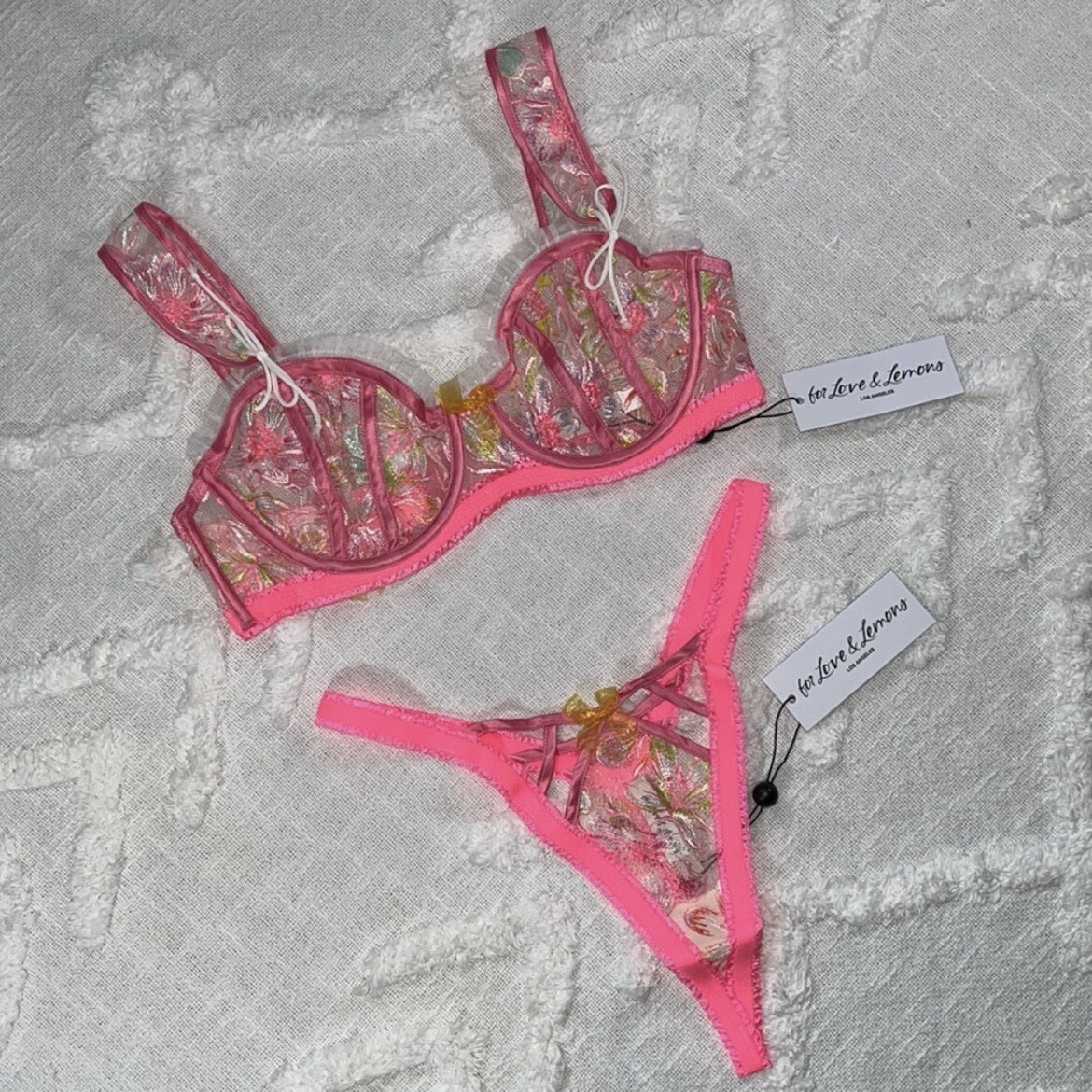 Women's Floral Lace Bra And Panty Set – 2 Piece Lingerie Set With Removable Straps