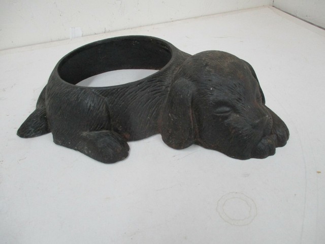 cast iron dog bowl holder