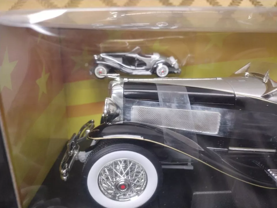 ERTL AMERICAN MUSCLE CLASSICS 1935 DUESENBERG SSJ 1/18 y 1/64 diecast 32879 (nuevo en caja Foto 2 de 4