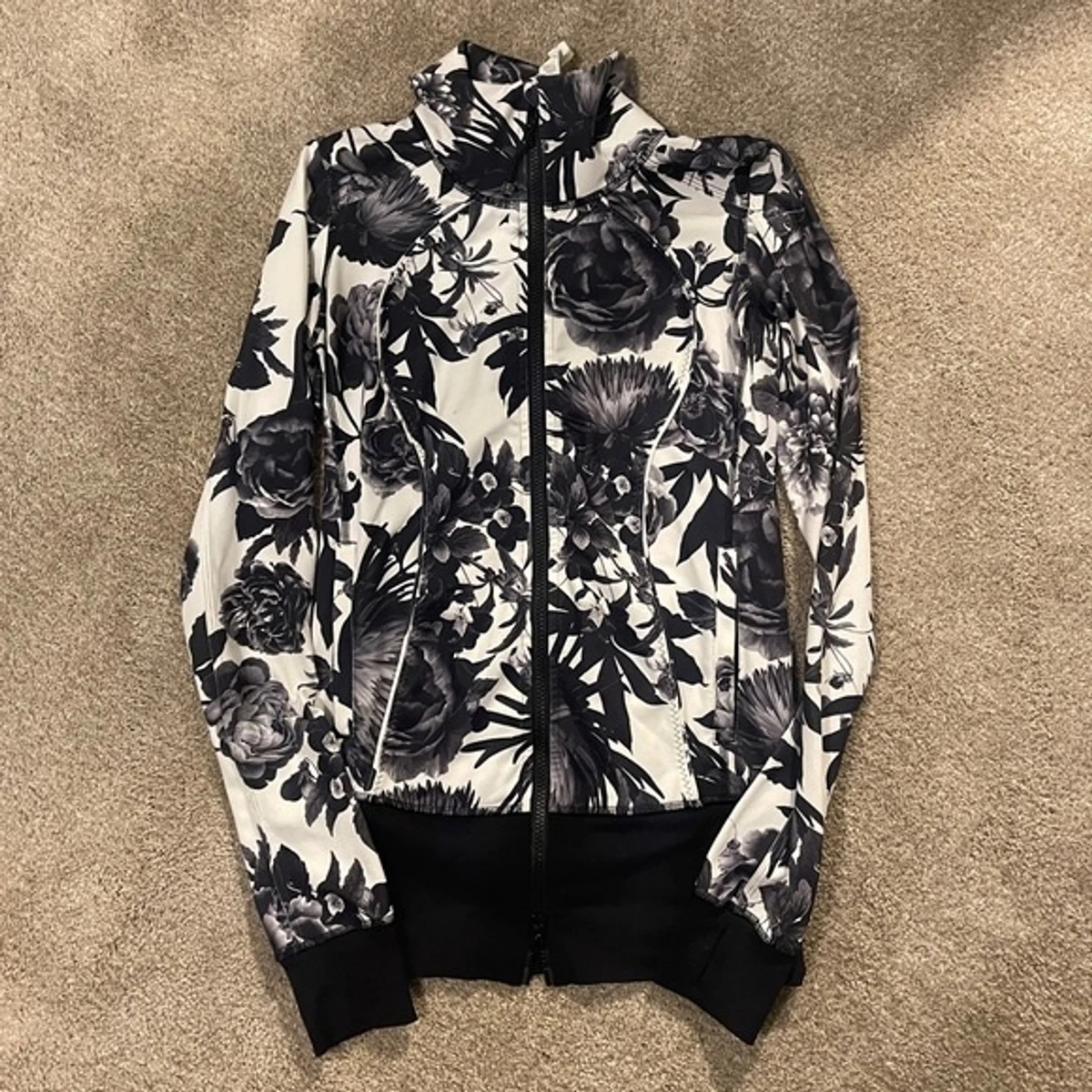 Lululemon black and white floral jacket discount