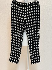Chico's Ultimate Fit Sz 0,5 pull on Ankle Pants