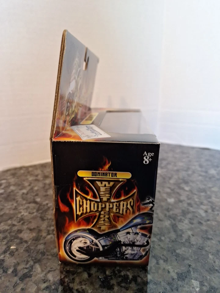Jesse James West Coast Choppers DOMINATOR JJ04-18-24. 1:18 Scale Die Cast - Image 3 of 4