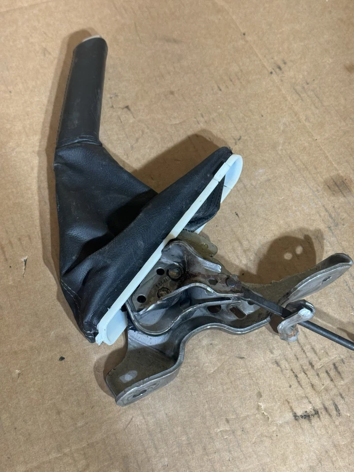 2011-2014 Volkswagen Jetta Parking Brake Control Lever Genuine OEM 711303P3Q7 - Image 2 of 4