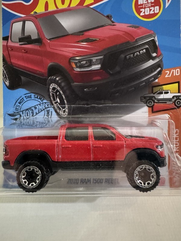 Hot Wheels 2020 Ram 1500 Rebel - Red