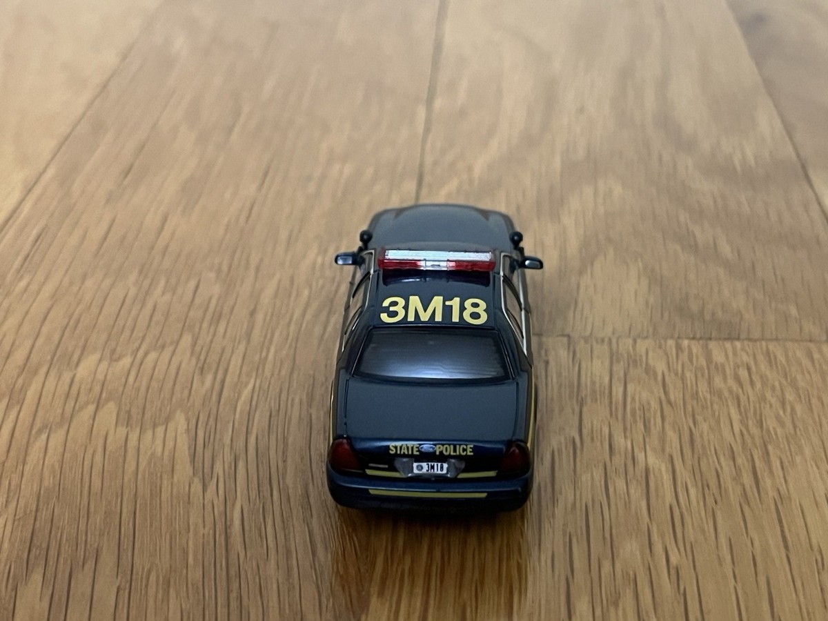 596 Model 1:64 New York State Police 🚔 Ford Crown Victoria Police