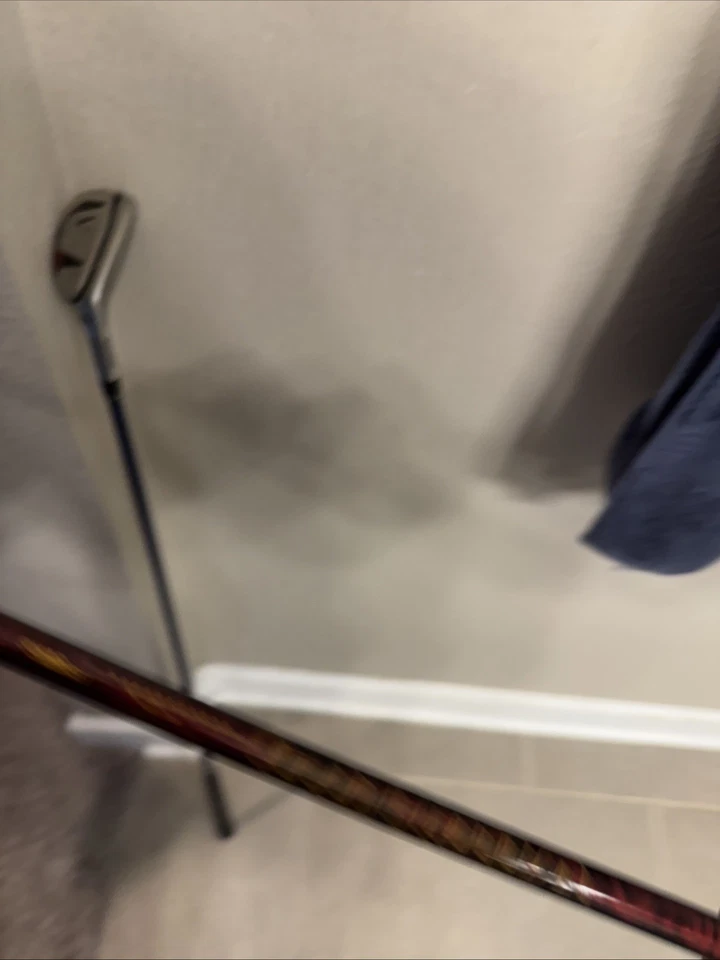 Nike Victory Red Str8-Fit Tour 9.5° Driver Stiff Voodoo & VR Pro 3 Wood 21* - Image 4 of 4