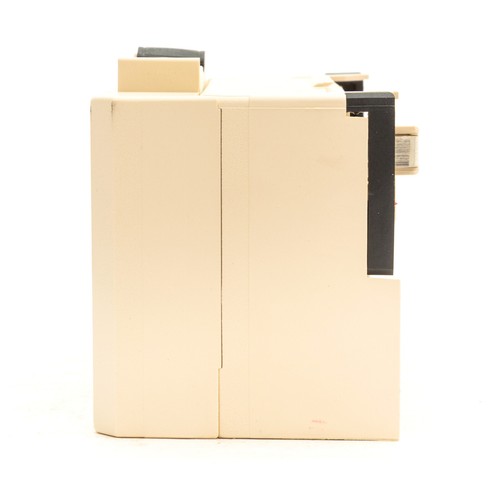 Schneider Electric KNB16CM2 Busbar Tap-Off Unit w/ Circuit Breaker, Canalis KN - Picture 4 of 8
