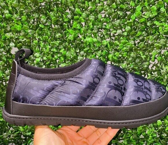 クリスチャンディオール　スノーボール NEW DIOR Snow Slippers 9 Sneakers Trainers Slides Sliders