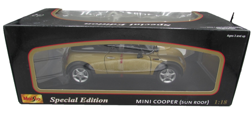 2003 Maisto Gold Mini Cooper w/ Sunroof 2003 NIB 1:18 Special Edition 2003 - Picture 4 of 5