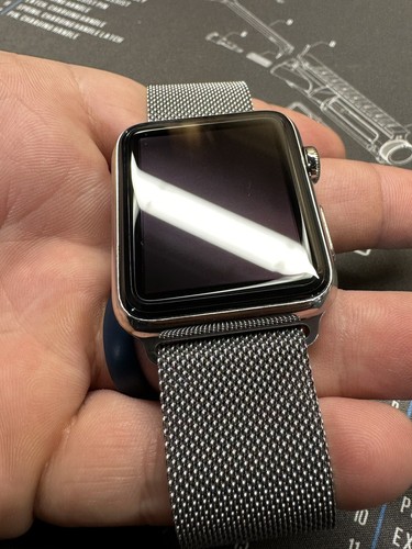 Apple Watch Series 1, 42mm Stainless W/ Milanese Loop - Zdjęcie 2 z 14