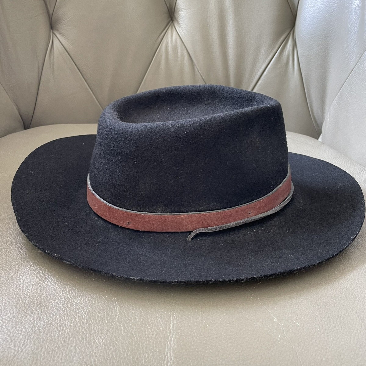 New York Hat Co Large 100% Wool Leather Brown Band On Top Of  display picture 3