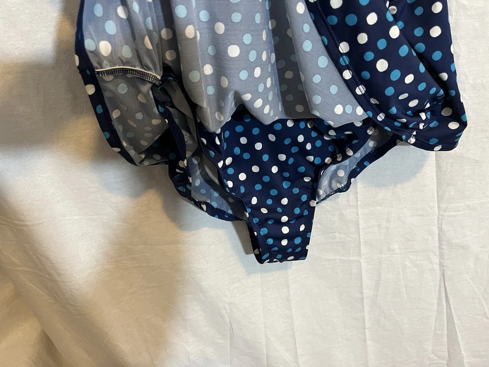 Traje de baño Merona 24W azul a lunares de una pieza Foto 3 de 4