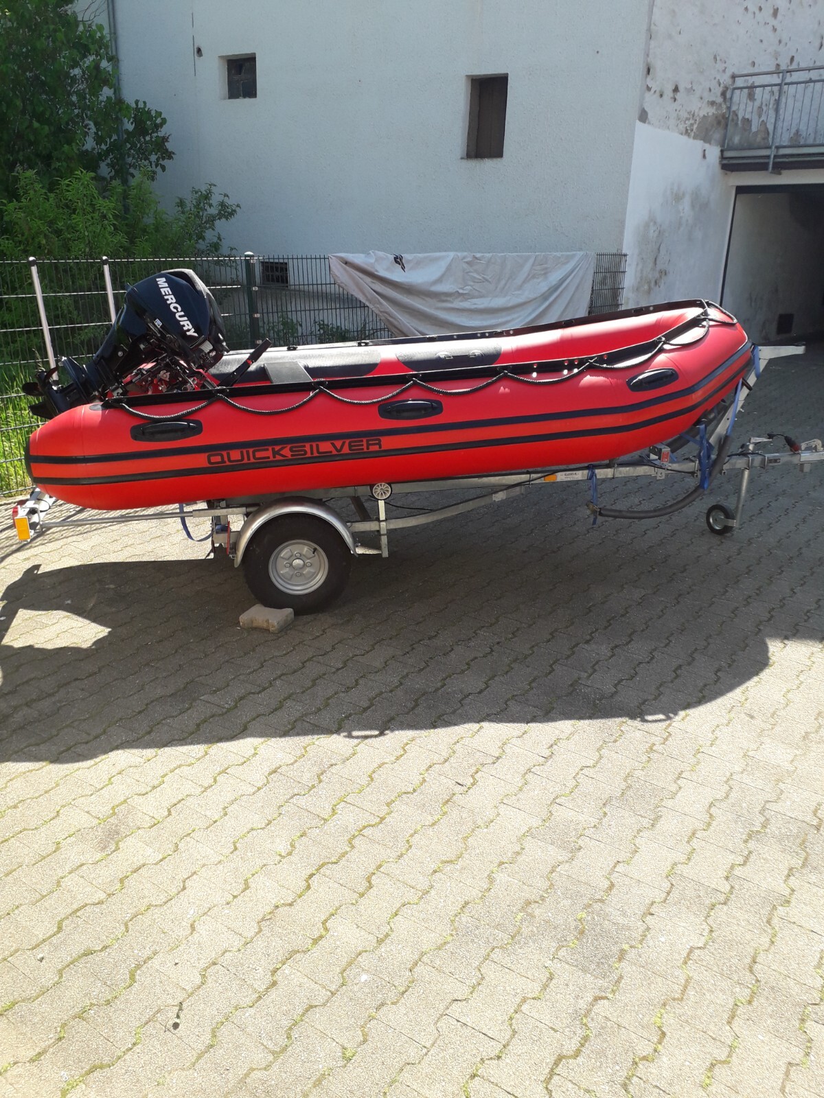 Bild 1 von 6
