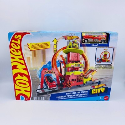 HOT WHEELS CITY Super Loop Fire Station Playset with Fire Truck & Track NEW