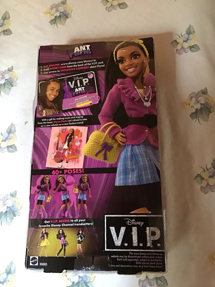 Nueva hormiga de canal Disney A.N.T. Granja Chyna Parks Mattel V.I.P. Muñeca de juguete VIP Foto 2 de 4