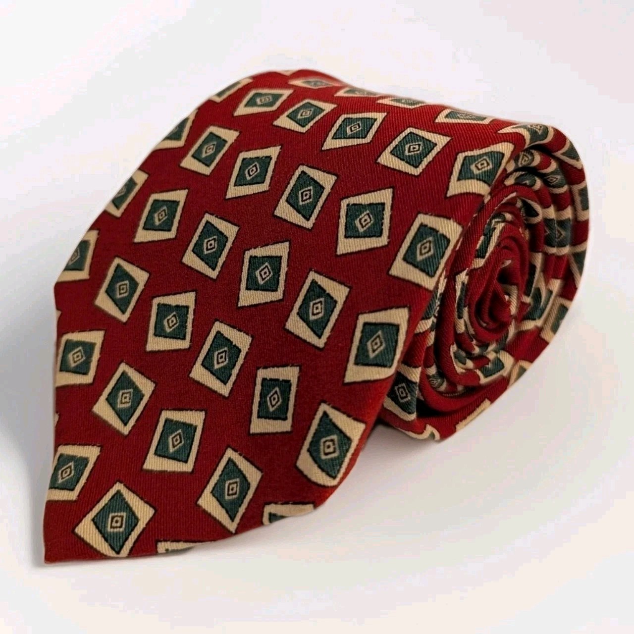 Polo Ralph Lauren Tie Red Geometric Diamond Pattern Silk Handmade Necktie 3x57
