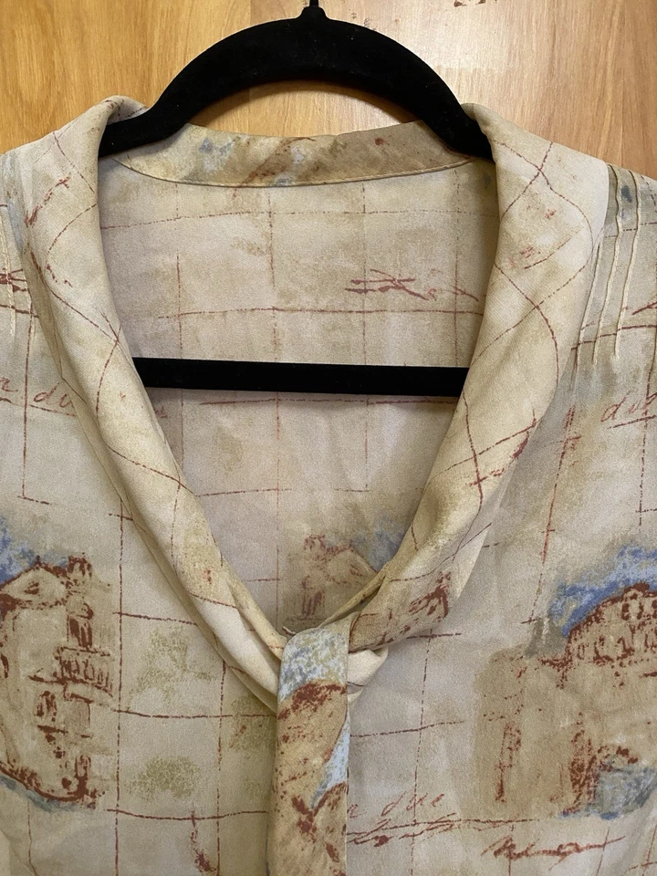 Vintage Due Per Due 100% Silk Sleeveless Top Beige Bow tie Neckline Top Size 16 - Image 4 of 4