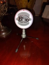 Blue Snowball Microphone for Use with PCs