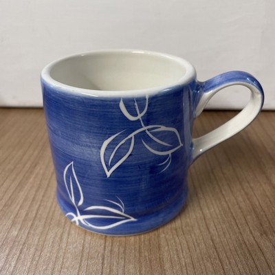 Whittard of Chelsea Tee Clipper blau Becher handbemalt weiße Blumen