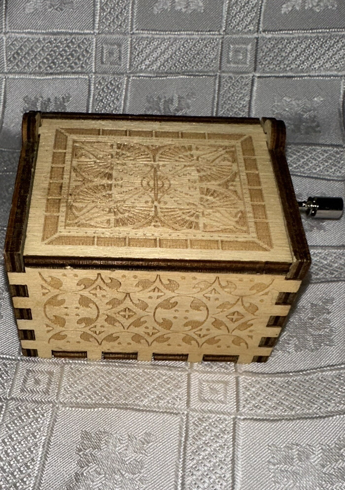 Picture 3 of 9