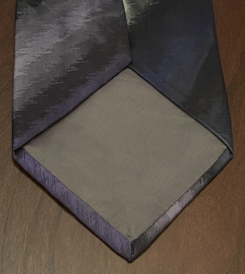 Corbata Fratelli azul púrpura hecha a mano 100 % seda para hombre hecha en Italia Foto 2 de 4