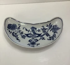 Vintage Blue Danube Japan Cresent Salad Plate 9” Excellent Condition