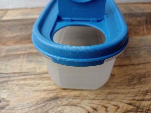 Tupperware Contenitore Vintage 1-1191 con Coperchio Blu 2 Tazze 500 ML - Foto 7 di 13