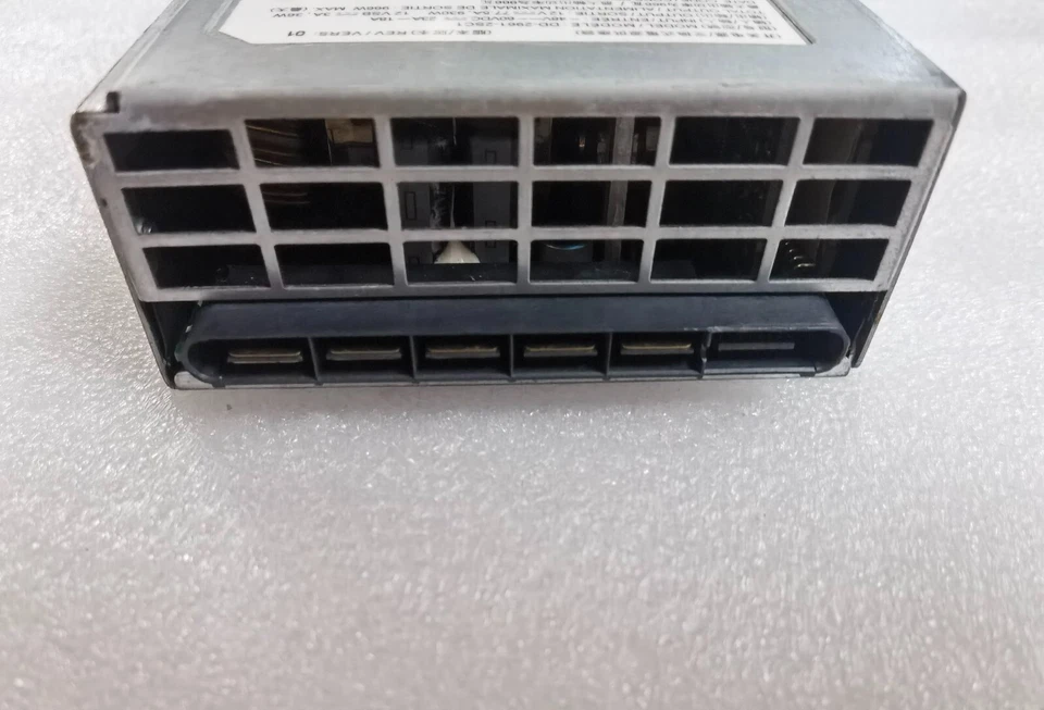 Cisco NXA-PDC-930W-PE DC Power supply for CISCO N3K-C31108PC (341-0737-01) Test - Bild 3 von 4