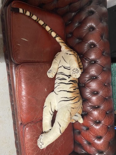 Tiger Medium Soft Plush Cuddly Toy - Picture 12 of 12