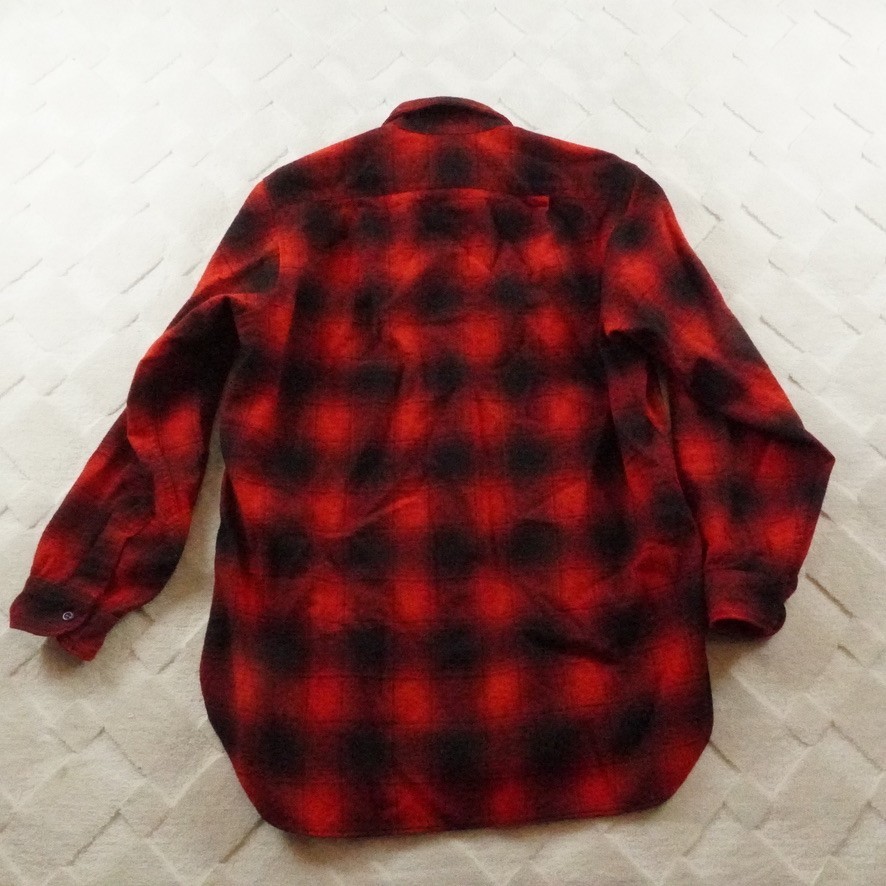 Vintage Pendleton Outdoors Man 100% Wool Flannel Mens L Buffalo Plaid USA Made