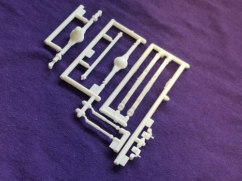 71 Duster 340 8 3/4 DIFFERENTIAL REAR AXLE & SPRINGS for AMT 1:25 Model Kit 1971 - Picture 2 of 9