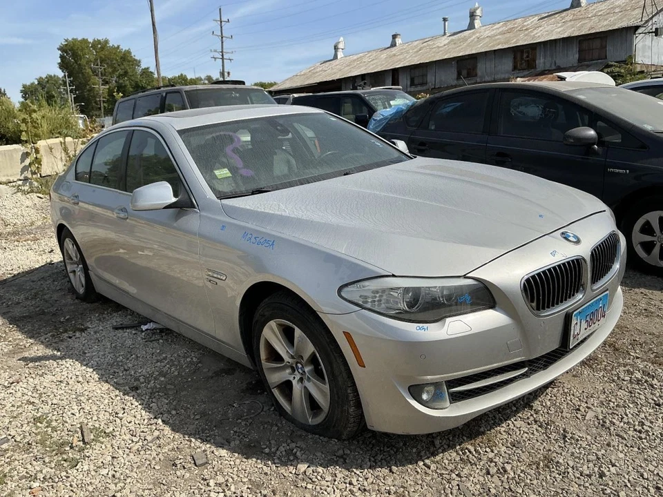 BMW 528I Fits 11-16 Passenger Right Rear Seat Belt Gray Second Row 854481 Foto 3 de 4
