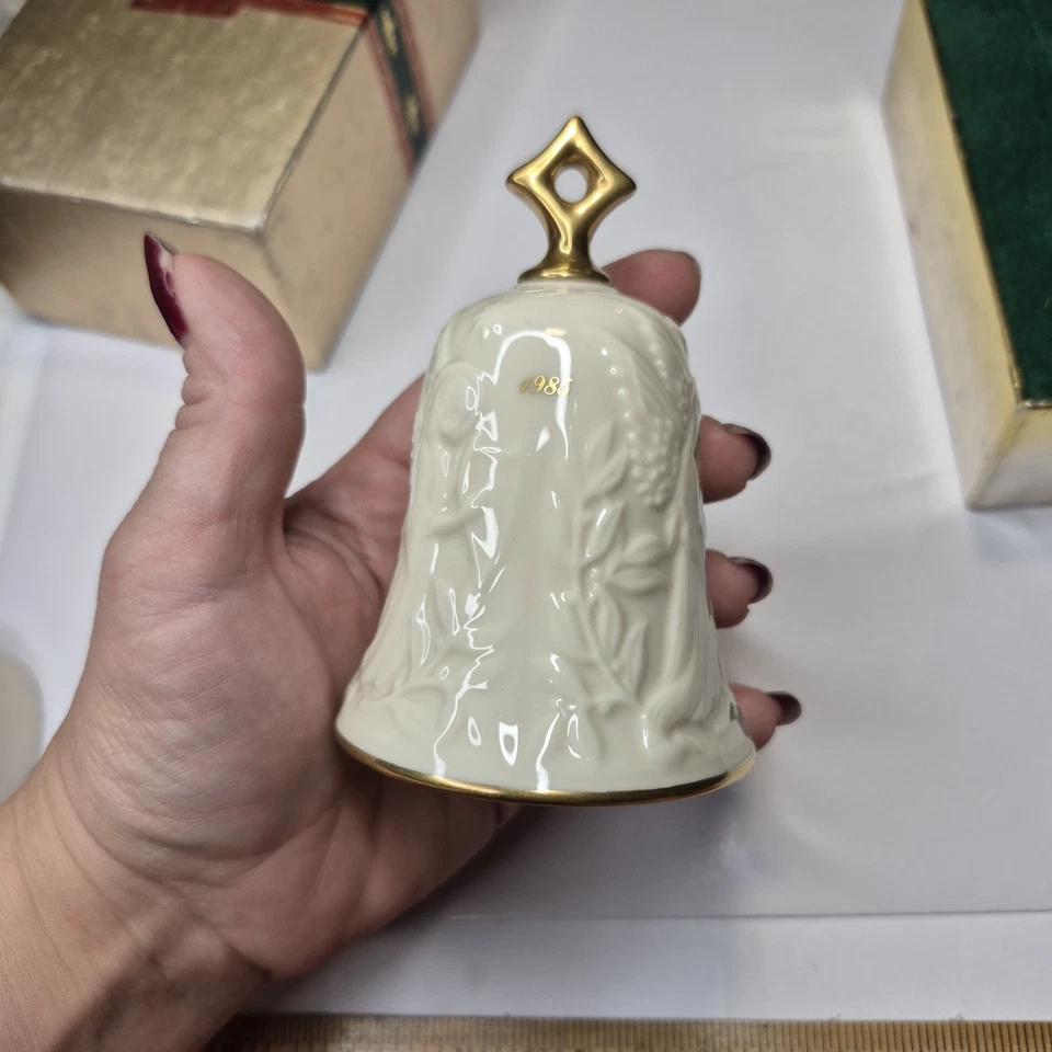 Campana adorno navideño anual Lenox 1985 en caja original con etiqueta Foto 2 de 4