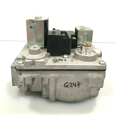 White Rodgers 36E22  203 Gas Valve C64769-07 used #G247