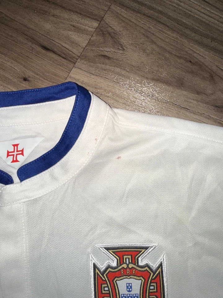 NUEVA Camiseta Nike Portugal Visitante 2014 Copa Mundial de la FIFA Blanca Fútbol Hombres Talla Mediana Foto 3 de 4