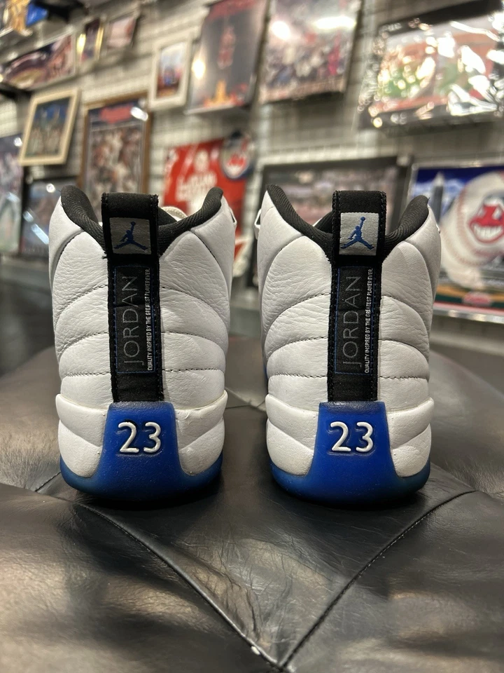 Air Jordan 12 Blueberry Talla 6.5y  Foto 3 de 4