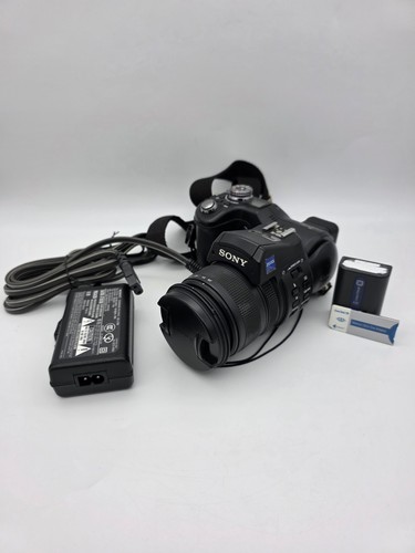 Sony CyberShot DSC-F828 8MP Digital Camera Carl Zeiss w/ Power Supply & Mem Card