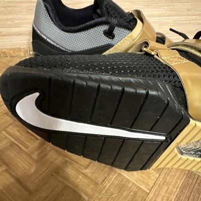 Nike Mens 7 /Womens8 Romaleos 4 Weightlifting Shoes Black/Gold