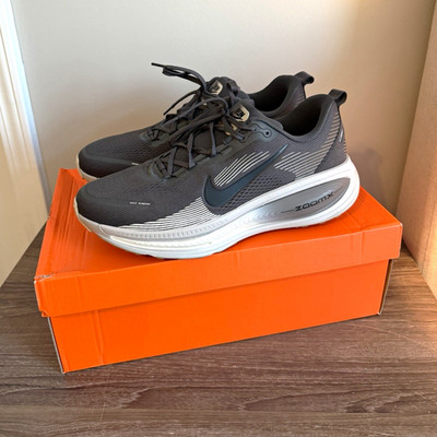 Nike Zoom Vomero 18  Medium Ash/College Grey/Pale Ivory/Black 