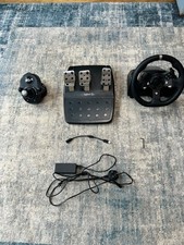 Logitec G920 Racing Wheel Pedals and Shifter Set