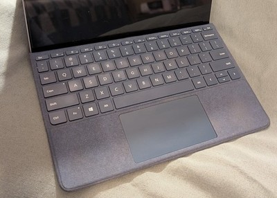 Surface go pro 3 Windows 10, Silver, Ram 64/8 gb memory