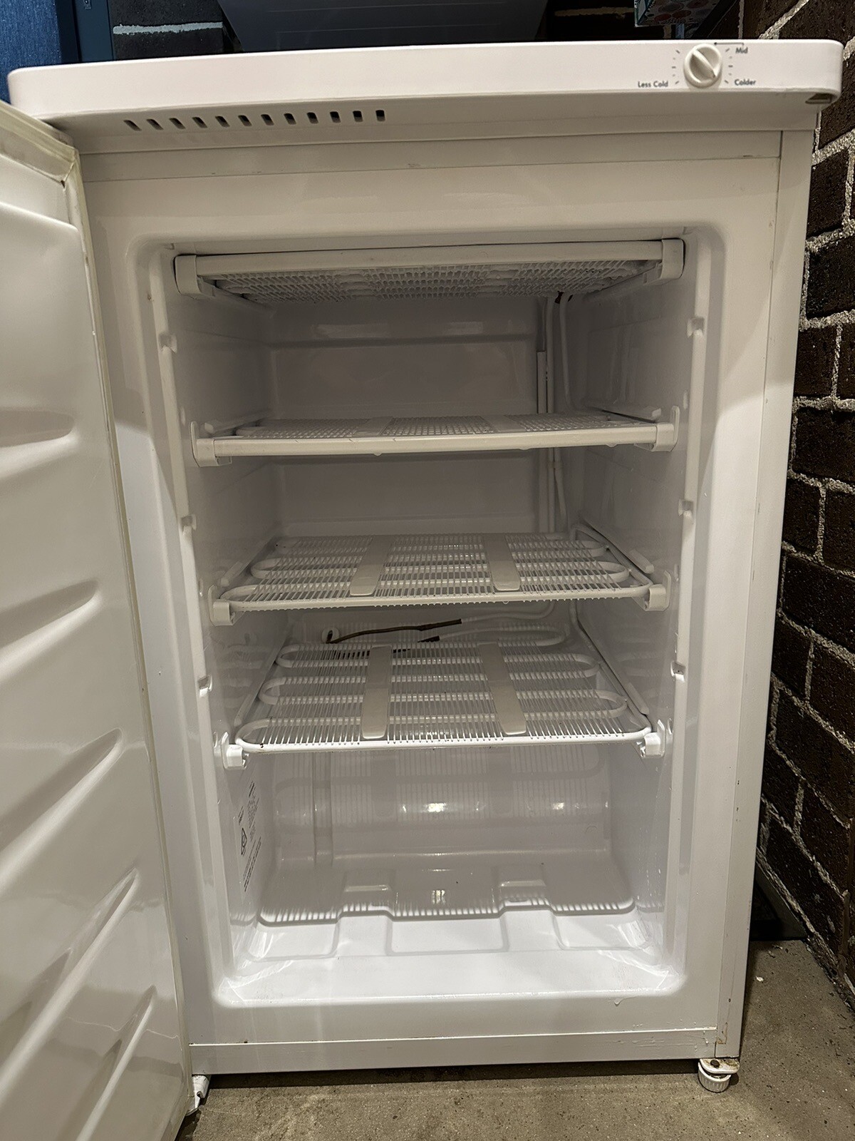 Westinghouse 86L Vertical Freezer (Small Bar Freezer) eBay