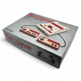 NINTENDO Famicom NES HVC-001 White Console w/Box Operation Confirmed