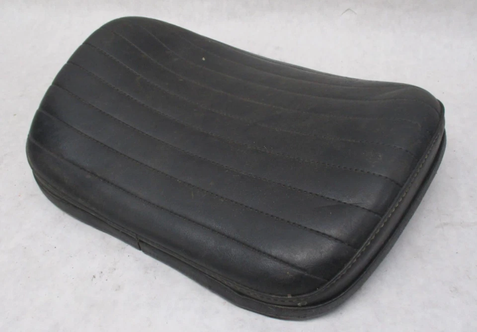 Harley Davidson Shovelhead Passenger Backrest Pad Stitched Vintage Black - Image 3 of 4