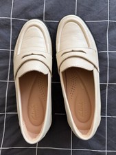 clarks women loafers size 6.5