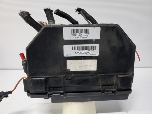 2011 Chrysler T&C Dodge Caravan TIPM Integrated Control Fuse Box (MATCH 04692335 - Picture 3 of 7