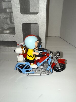 LGB 22030 Peanuts Snoopy G Scale Motorized Motorcycle | eBay