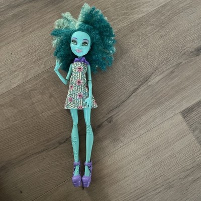 Mattel BLX04 - Monster High Licht aus Grusel an Deluxe Honey Swamp Puppe  2013 