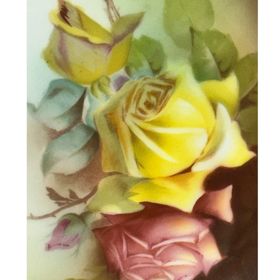 Placa de 8,5" firmada pintada a mano Thomas Sevres Baviera 'Marechal Neil Rose' Foto 2 de 4