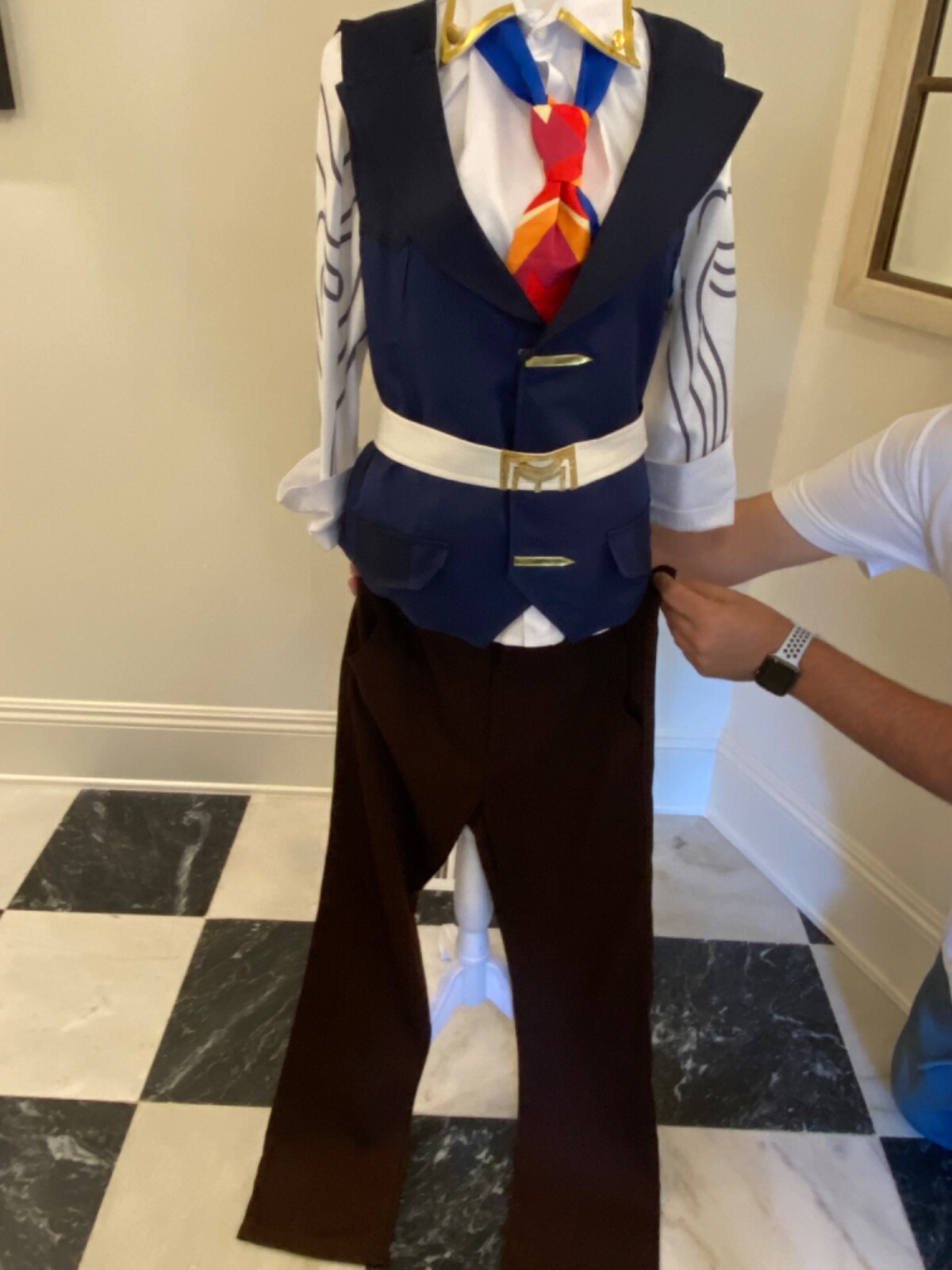 Picture 2 of 24